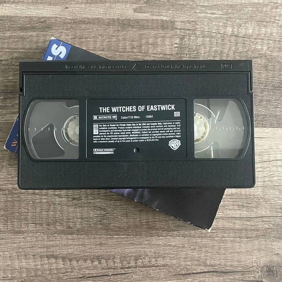 THE WITCHES OF EASTWICK - JACK NICHOLSON CHER SUSAN SARANDON [ VHS ] WARNER BROS - Picture 5 of 5